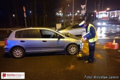 Nietrzeźwy wjechał na czerwonym - foto