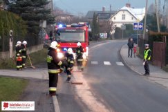 Neutralizowali długą plamę oleju - foto