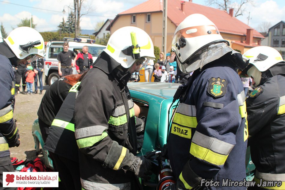 Szybko "zmodyfikowali" auto - foto