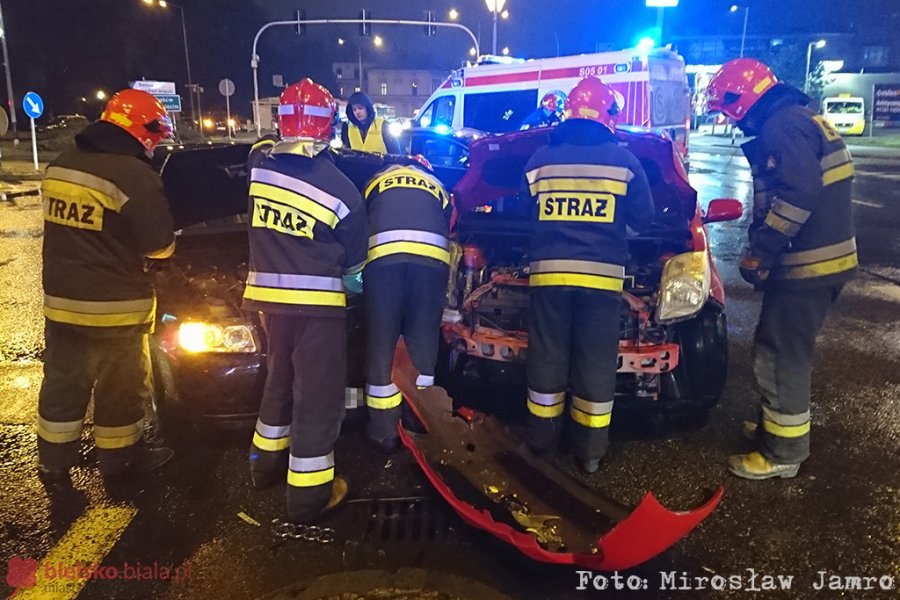 Zderzenie samochodów na Partyzantów - foto