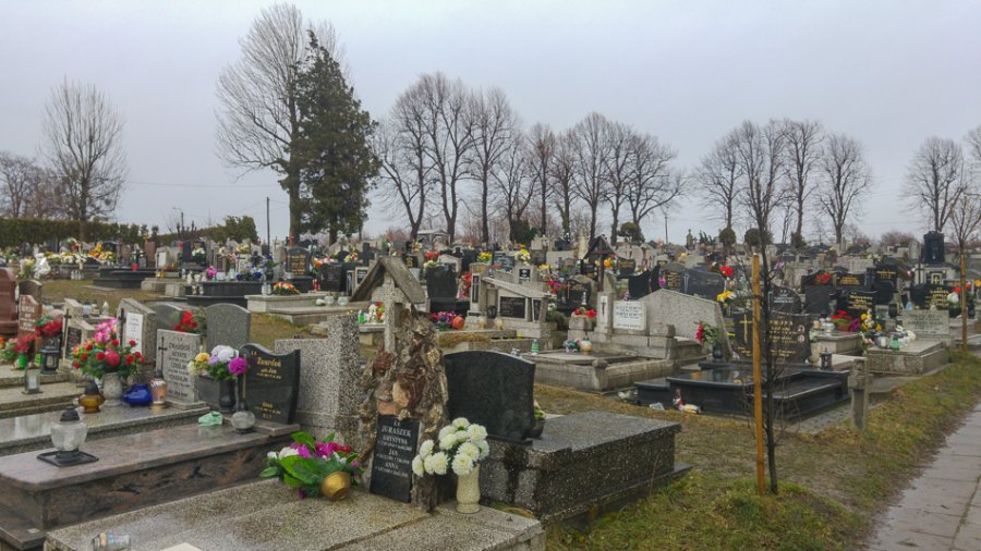 Proboszcz poprosił o grunt, a Ratusz zwleka