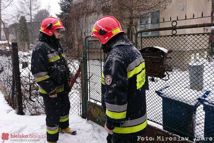 Długo nie widzieli sąsiadów. Wezwali policję - foto