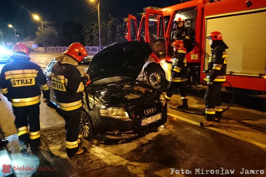 Pożar auta w trakcie jazdy. Samochód kupiono chwilę wcześniej - foto