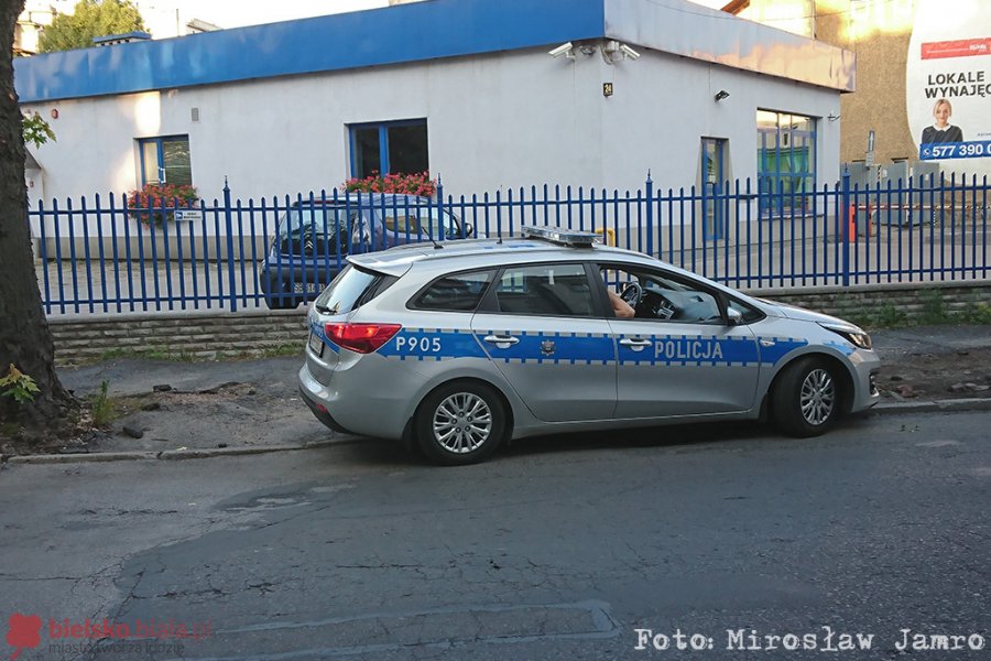 Śmierć na ulicy w centrum miasta. Ustalają przyczynę zgonu - foto