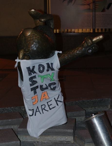 Będą skandować "słowo obecnie uznawane za nieprzyzwoite"