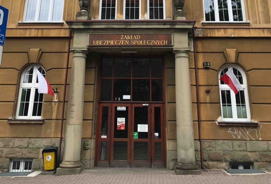 W ZUS cieszą się sukcesem e-składki. Tysiące listów do dłużników