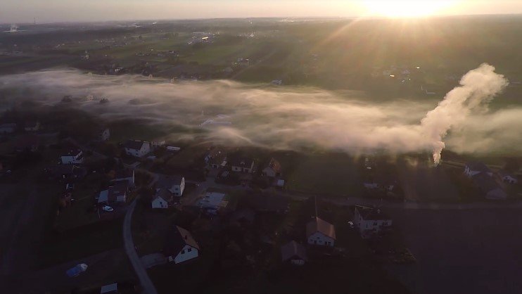 Smog powrócił. Zatrważające zdjęcia z powietrza - film