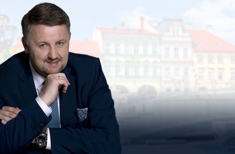 Jarosław Klimaszewski odkryje karty. Konwencja na zamku
