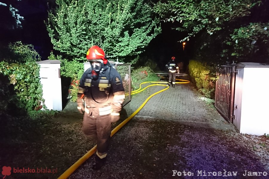 Groźny pożar w piwnicy domu jednorodzinnego. Apel strażaków - foto