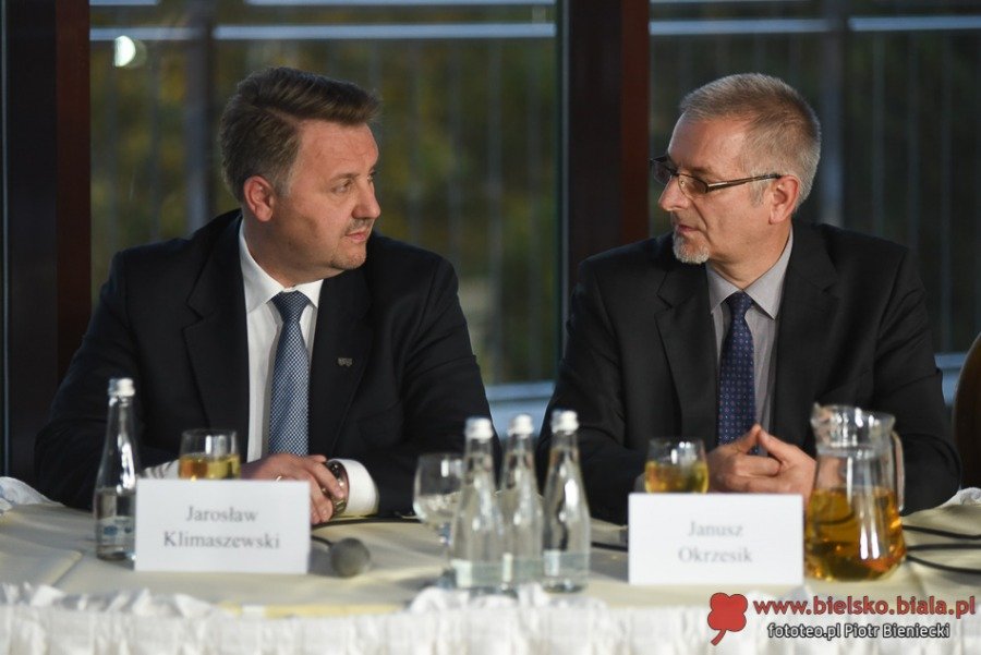 Kandydaci niczym się nie różnią? Zaskakujące komentarze po debacie