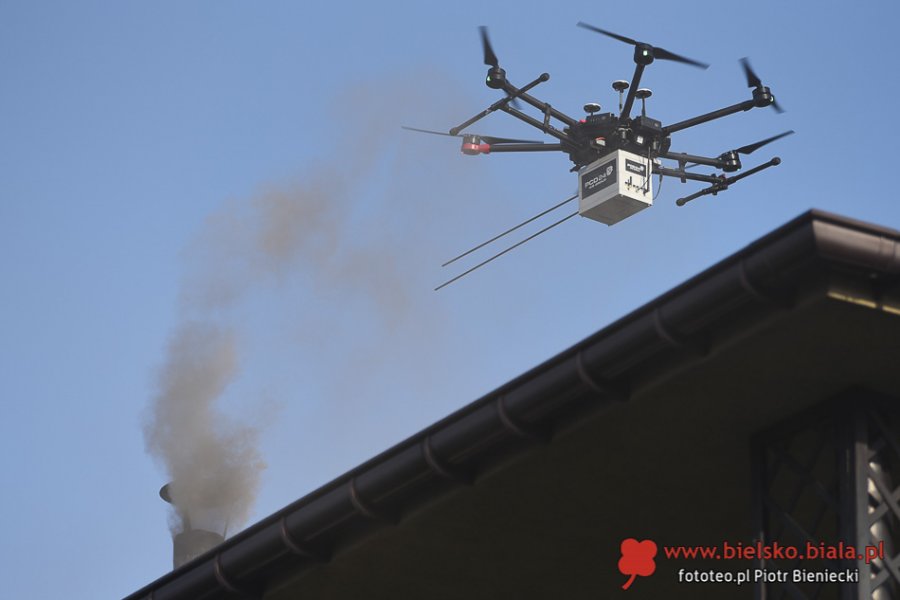 Drony znów szukały kopciuchów. Wczoraj w Hałcnowie i Komorowicach ZDJĘCIA