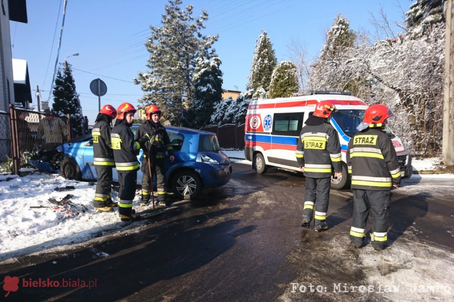 Zderzenie na Sokolej. Oberwało wczoraj kupione auto - foto