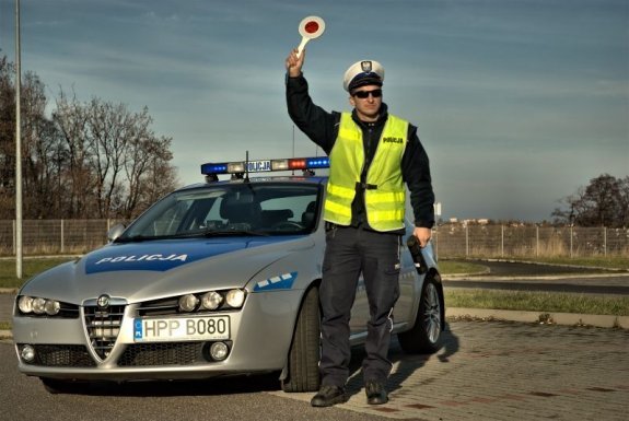 Wzmożone kontrole na drogach. Bez pobłażania dla kierowców z ciężką nogą