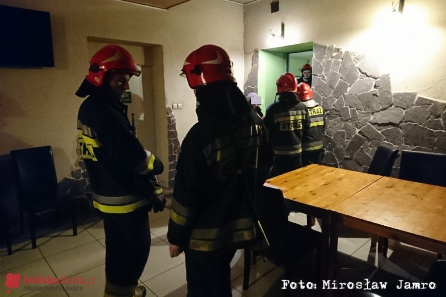 Alarm w hotelu. Ktoś rozpylił niezidentyfikowaną substancję - foto