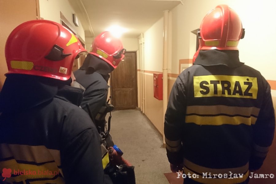 Wyciek gazu w wieżowcu. To mógł być ostatni sen starszej pani - foto