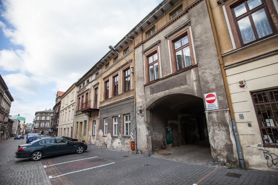 Jak zachęcić młodych do pozostania w mieście? Strategia za ponad 100 tys. zł