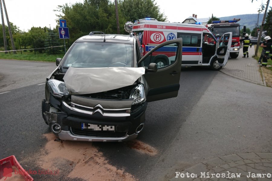 Zasłabł za kierownicą auta? Trzy osoby były w szpitalu - foto