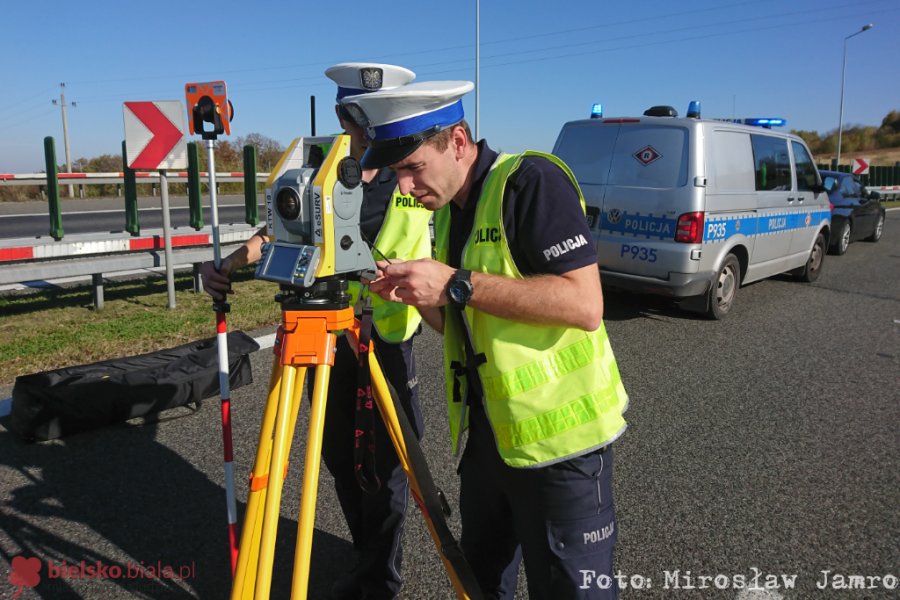 Tachimetr - nowy sprzęt policjantów z bielskiej drogówki - foto