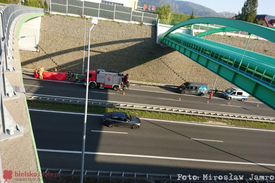 Rodzinna tragedia w Bielsku-Białej. Młody mężczyzna skoczył z wiaduktu - foto