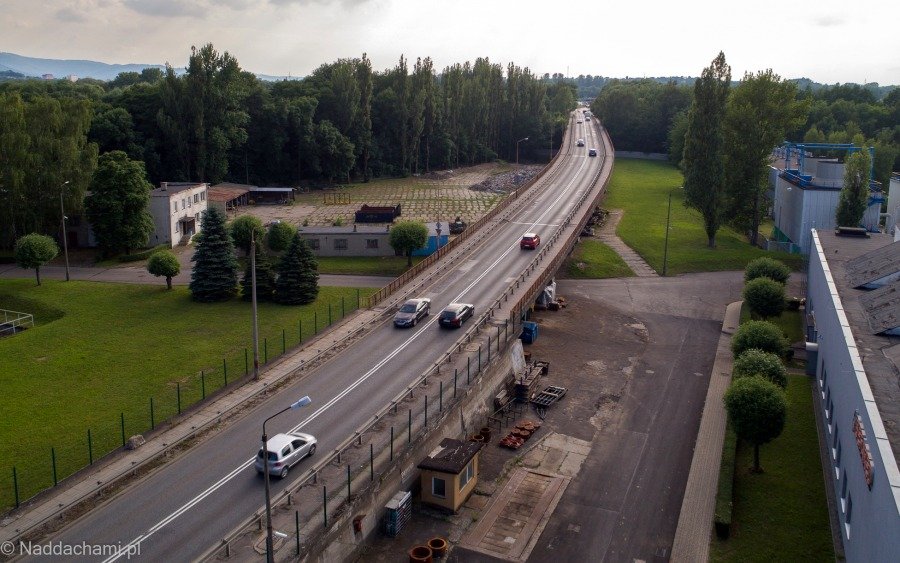 Na wiadukcie może dojść do tragedii. MZD i policja przerzucają się odpowiedzialnością