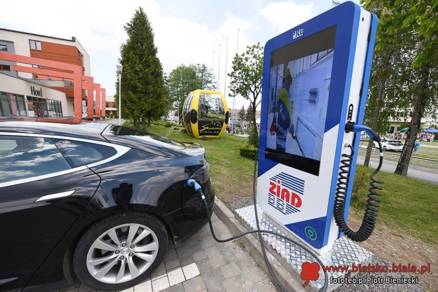 W Bielsku-Białej przybywa samochodów na prąd. Dwie marki dominujące
