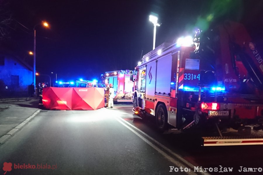 Potrącenie kobiety na Wyzwolenia. Nietrzeźwa wtargnęła przed auto - foto