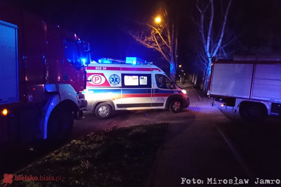 Rozszczelnienie komina budynku. Pożar ukryty był w podłodze - foto