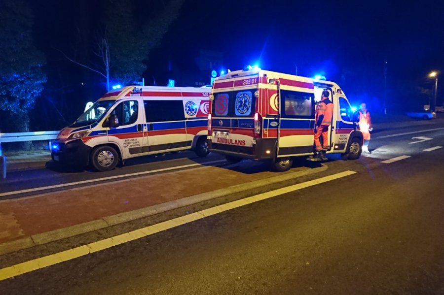 Śmiertelne potrącenie na Żywieckiej. Lekarz stwierdził zgon pieszej - foto