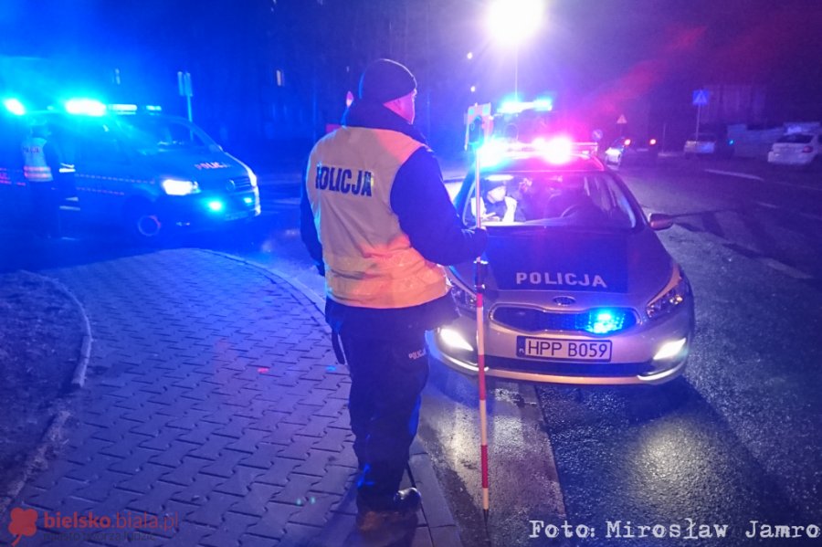 Śmiertelne potrącenie na przejściu. Zginął na oczach żony - foto