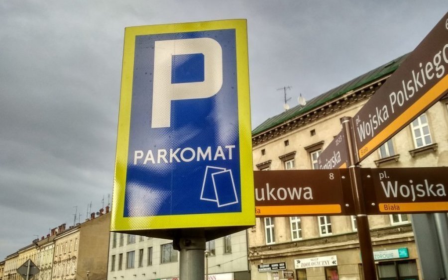 Nie trzeba szukać parkomatu. Płatności mobilne wciąż mało popularne