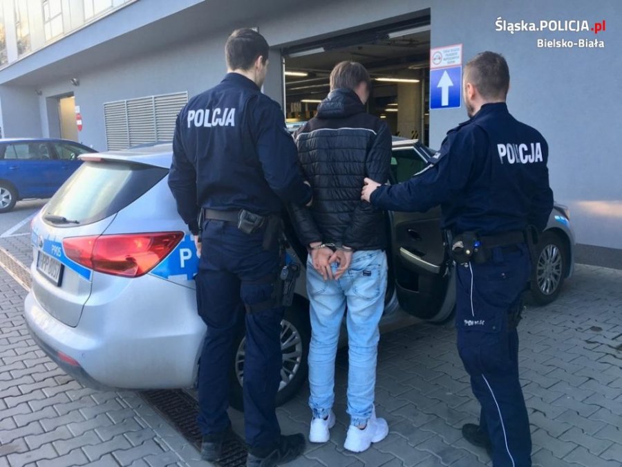 Internetowy oszust z Bielska-Białej. Poszkodowanych może być więcej