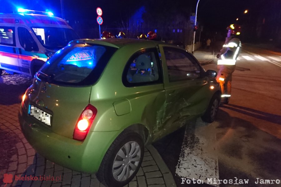 Pierwszy mandat w życiu. Zderzenie osobówki z taksówką - foto