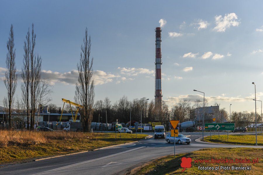 Wizja lokalna w Wapienicy. Spalarnia w sąsiedztwie osiedla? ZDJĘCIA