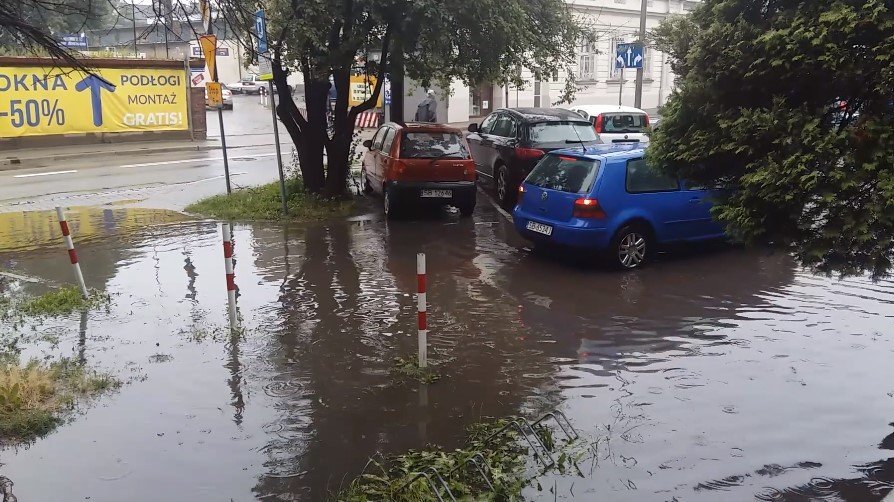 Parking do remontu. Nie trzeba będzie brodzić w wodzie - foto