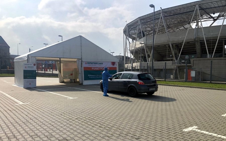 Mobilny punkt badań koronawirusa przy Stadionie Miejskim. Bezpłatnie dla medyków