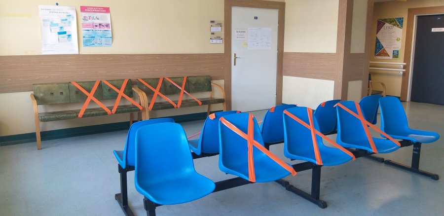 Dzwońcie do szpitala! Specjalne zasady ochrony przed koronawirusem