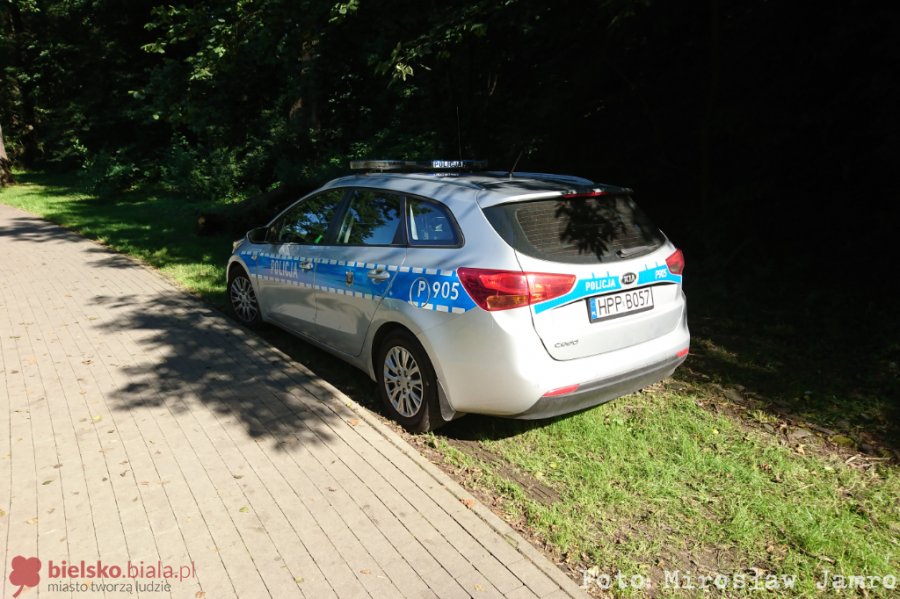 Zwłoki na bulwarach w Straconce. Policja ustala okoliczności śmierci - foto