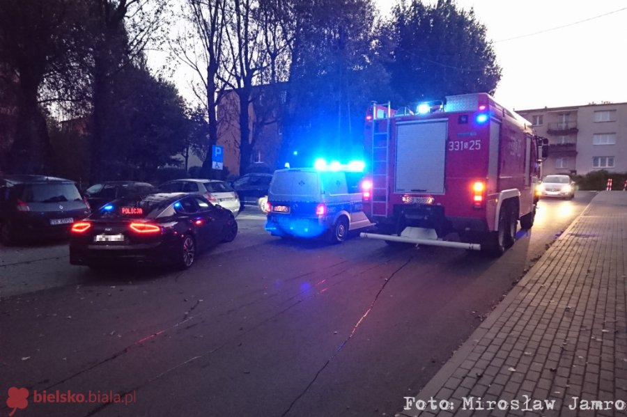 Alarm w klatce wieżowca. Włączył się system szybu windy - foto