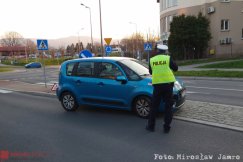 Potrącenie kobiety na przejściu. Sprawczyni nie zauważyła pieszej! - foto