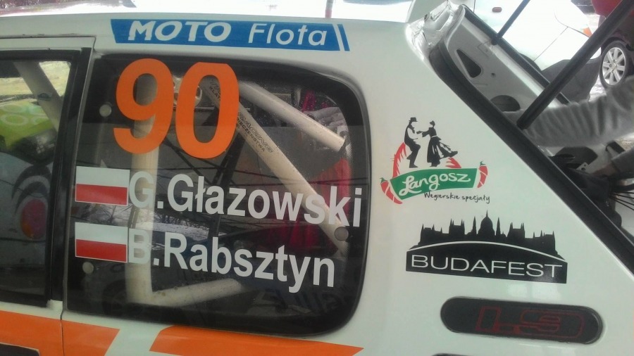 Bielski Fryzjer ściga Się W Kultowym Rajdzie