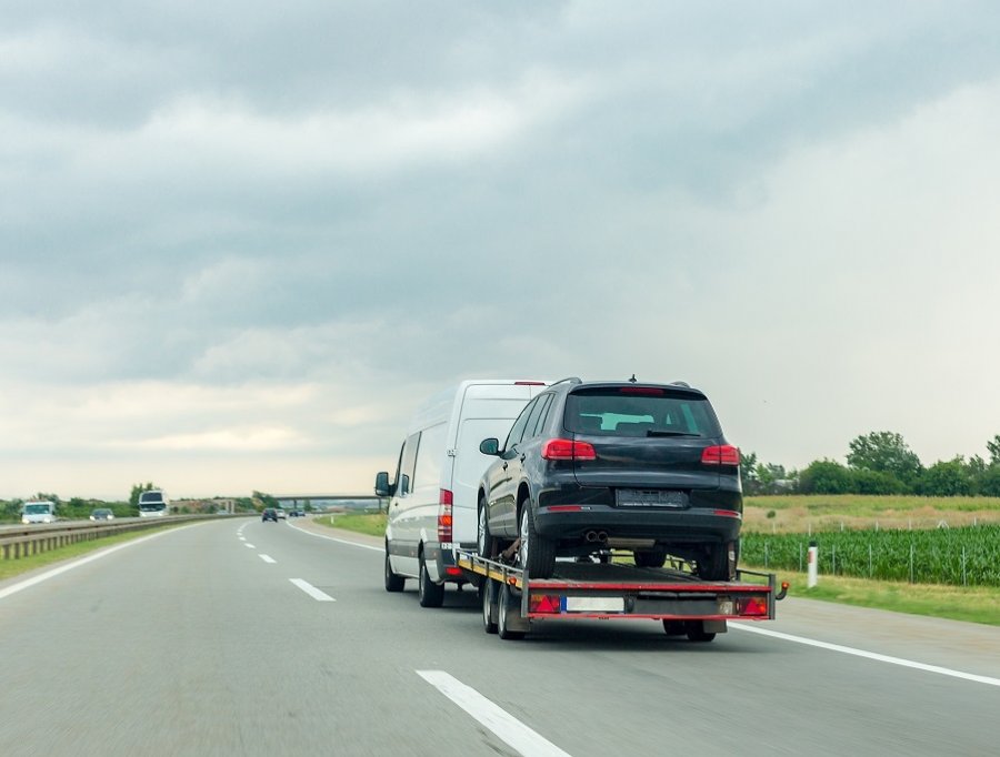 Wynajem lawety kilka zasad, o których warto pamiętać