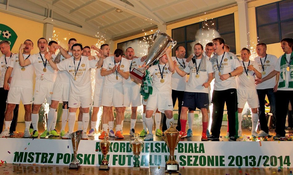 Upolitycznione nagrody