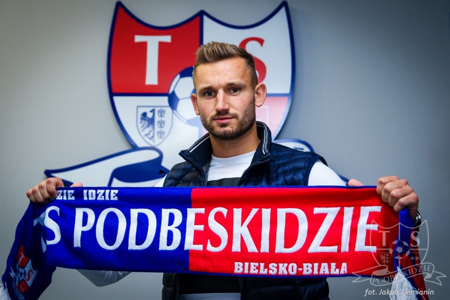 Kolejny transfer i wzmocnienie środka pola