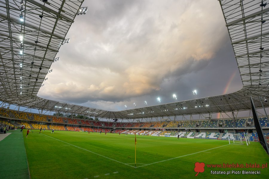 Były napastnik odebrał trzy punkty