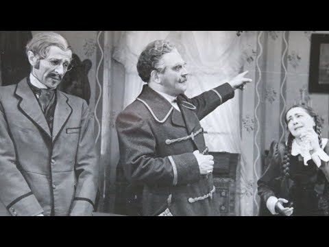 Teatr na ideologicznym froncie w roku 1951