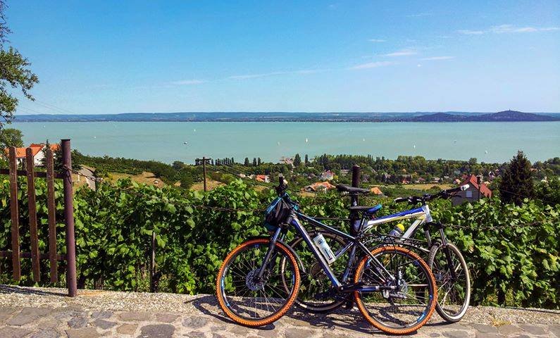 Podróże przy kawie: Rowerem (nie tylko!) nad Balaton