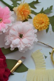 Secret Garden - tworzenie kwiatów ciętych z bibuły i papieru