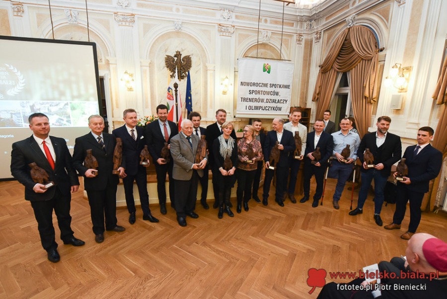 NajwaÅ¼niejsi ludzie bielskiego sportu. Gala w ratuszu ZDJÄCIA