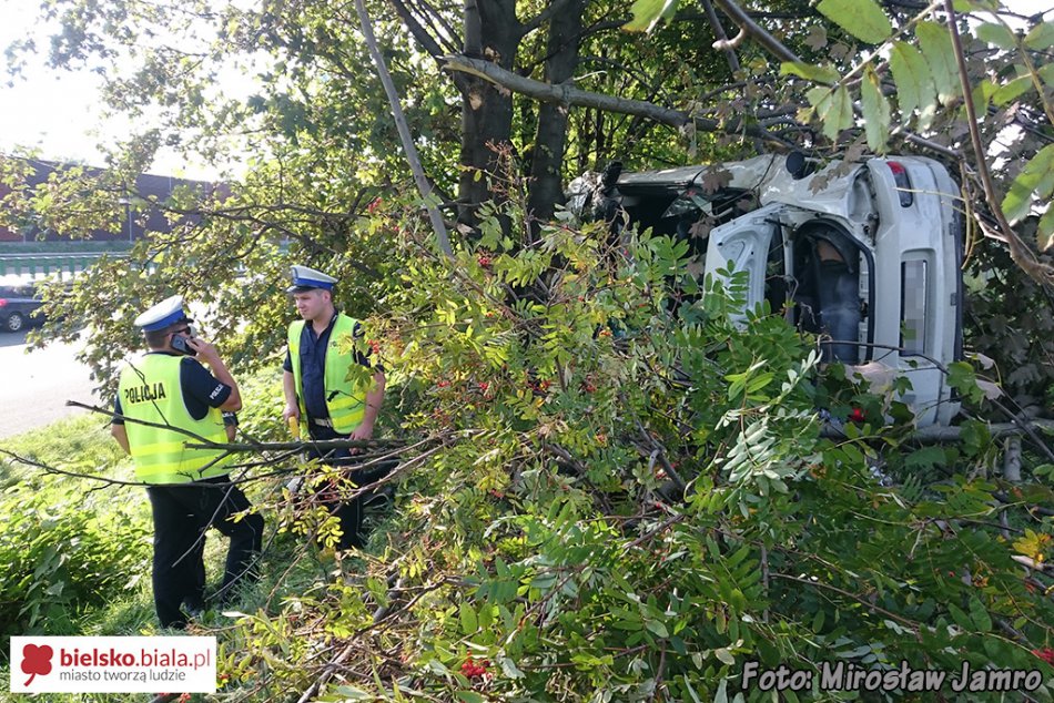 Poważny wypadek na S52 - foto