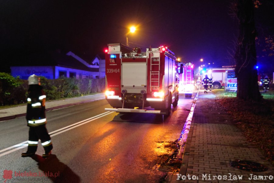 Pożar w budynku. Okoliczności wskazują na podpalenie - foto